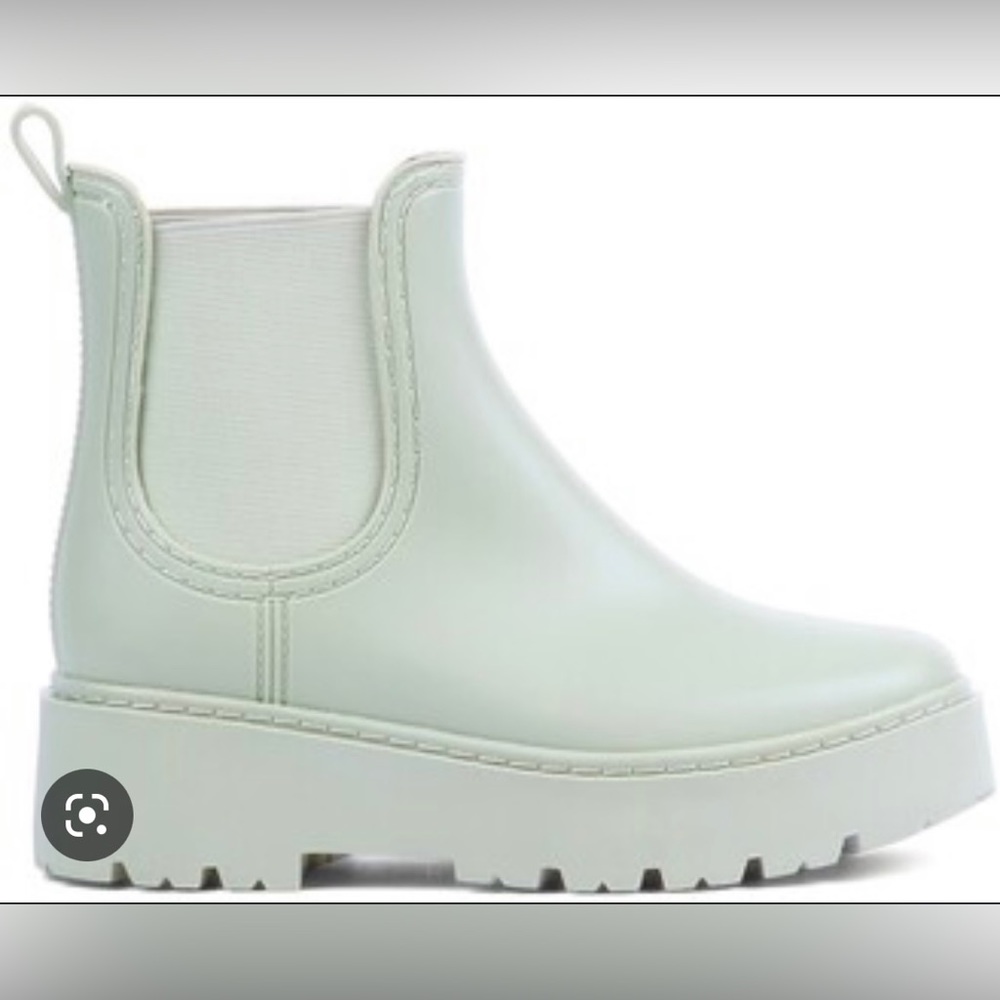 DV Platform Lug Boots
